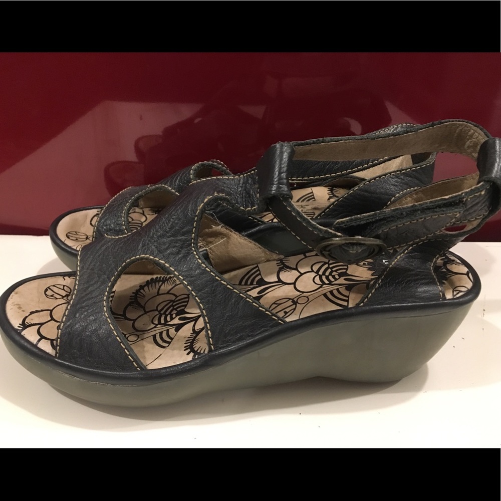 Fly London wedges